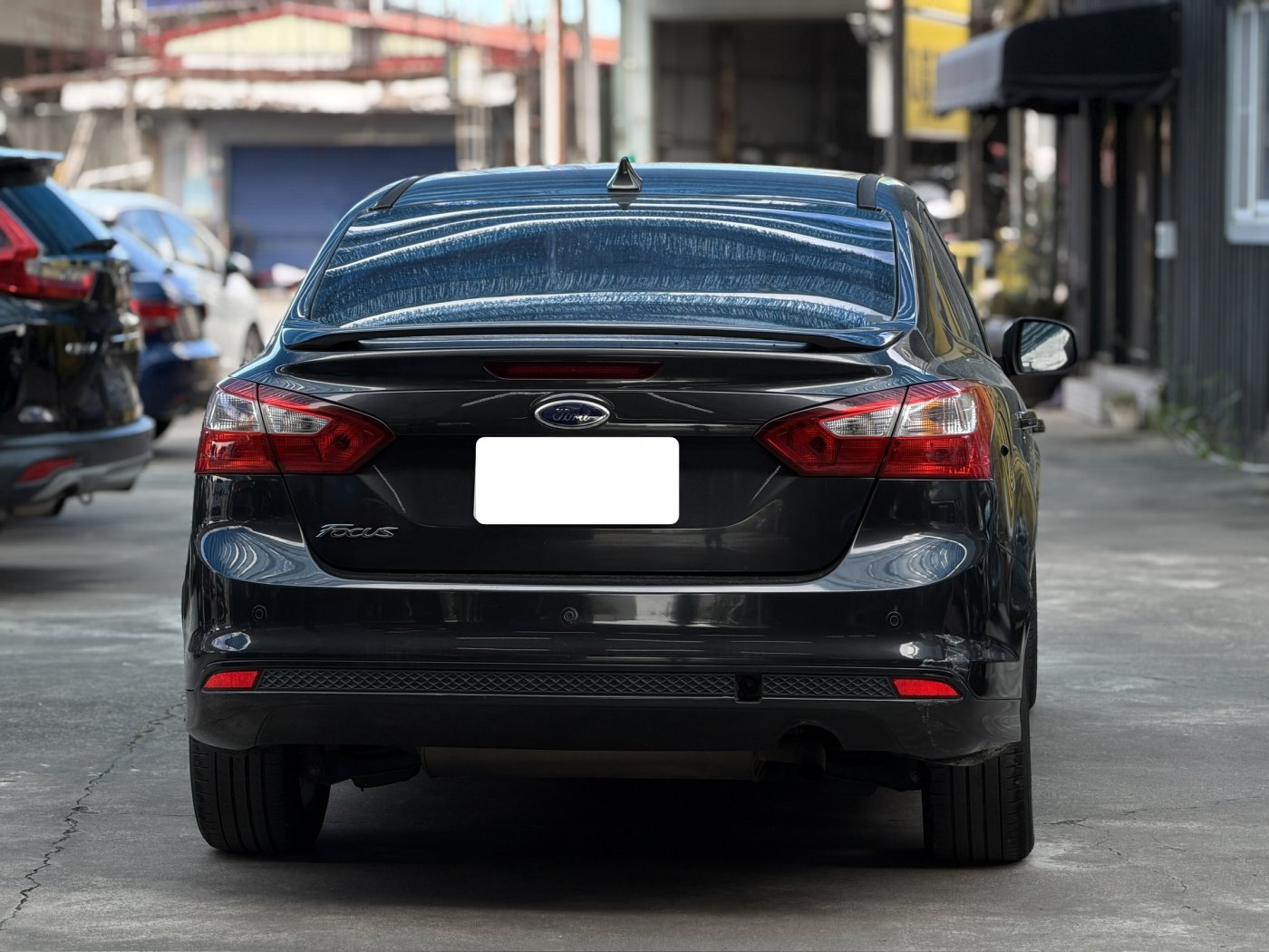 Ford 福特 ／ Focus ／ 2015年 ／ 2015年 Ford Focus 灰色 福特中古車 ／ 九肇匯元汽車 (台南)