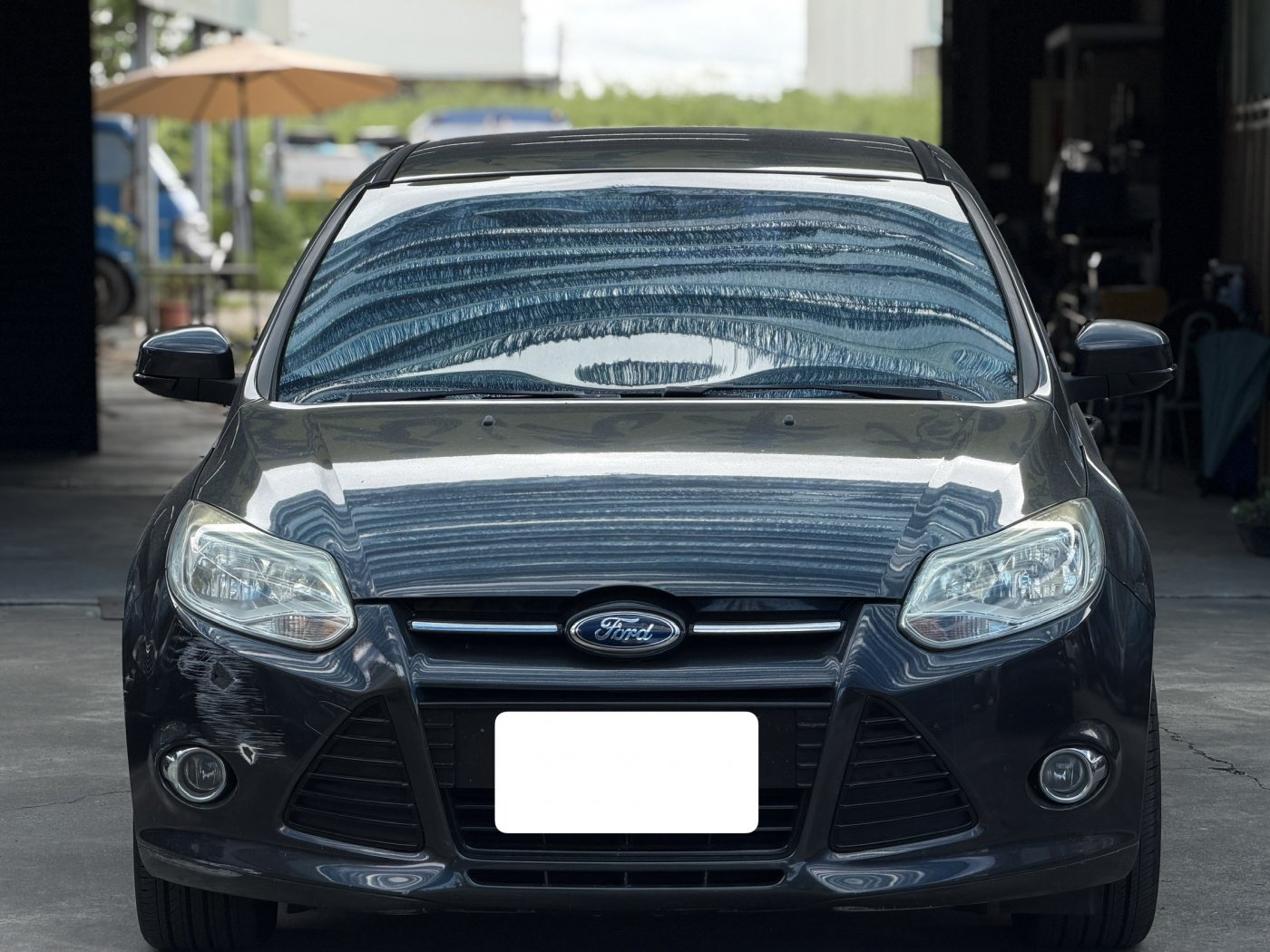Ford 福特 ／ Focus ／ 2015年 ／ 2015年 Ford Focus 灰色 福特中古車 ／ 九肇匯元汽車 (台南)