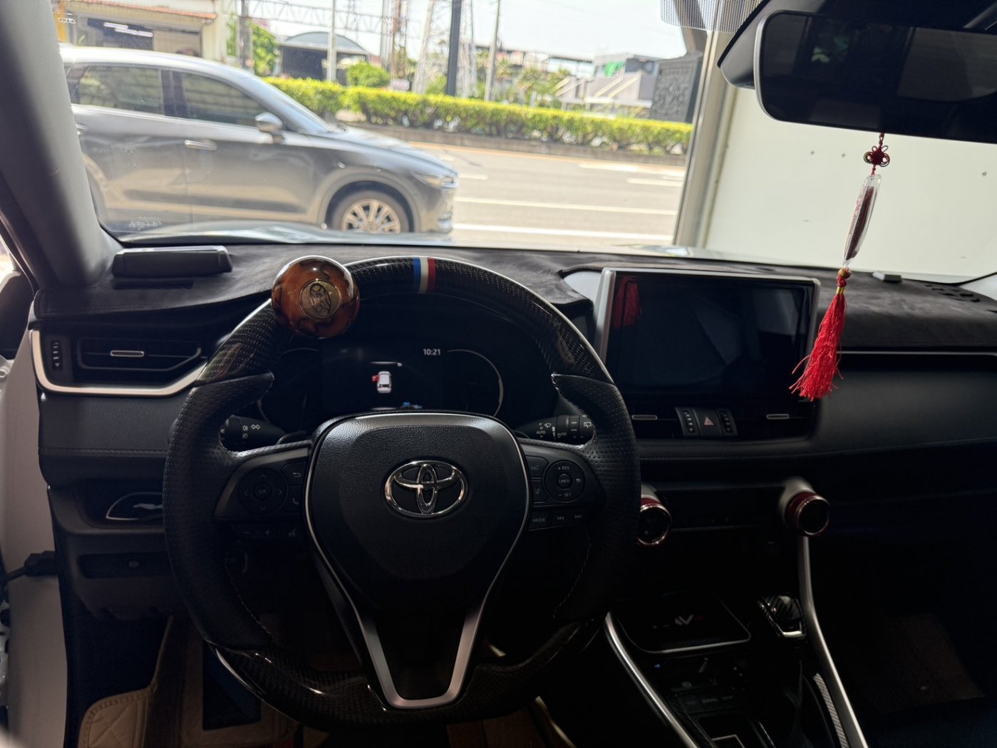 Toyota 豐田 ／ RAV4 ／ 2022年 ／ 2022年Toyota RAV4 白色 豐田中古車 ／ 待入庫