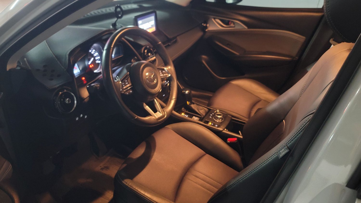 Mazda 馬自達 ／ CX-3 ／ 2018年 ／ 2018年Mazda CX-3 白色 馬自達中古車 ／ 安南店(台南)